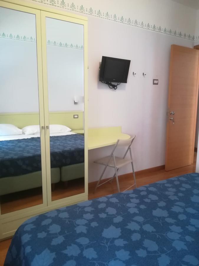 Hotel Centrale San Benedetto del Tronto Luaran gambar